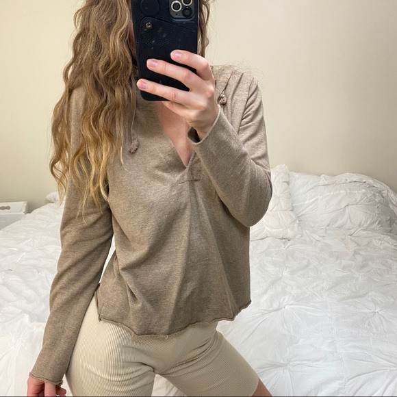 GAP women’s small brown hoodie pullover top basics - Picture 6 of 6